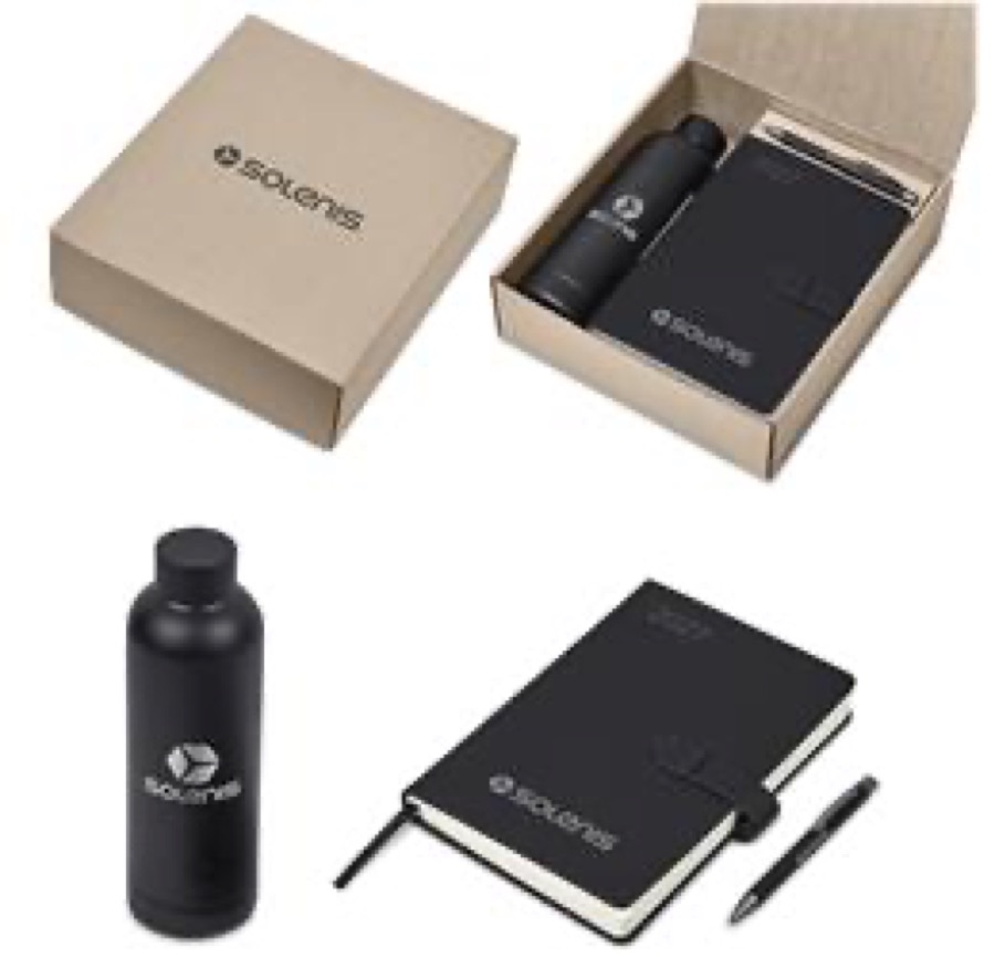 Corporate gift set: bottle, notebook and pen in a kraft box
